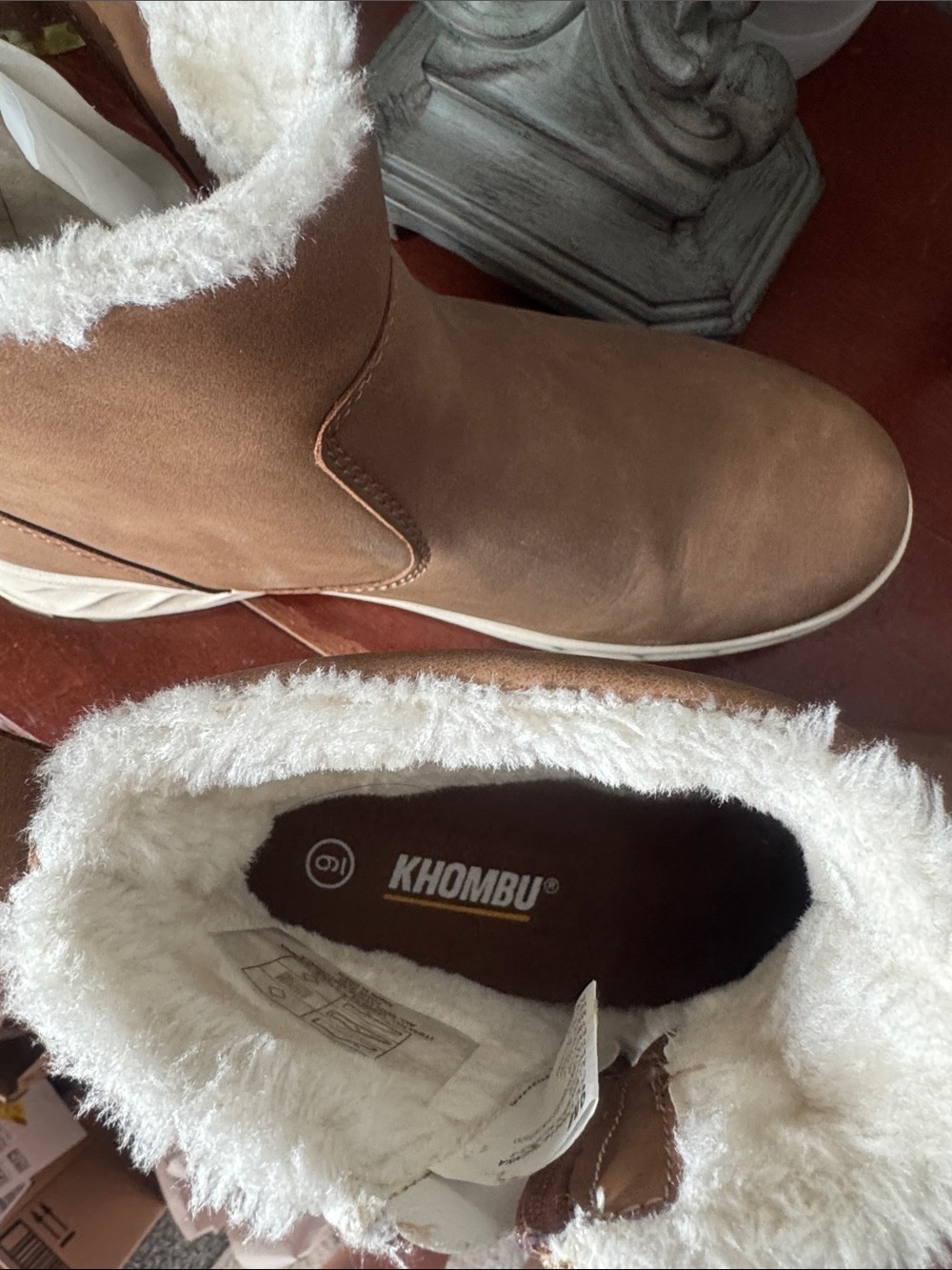 Khombu Women's Brown Faux-Shearling Ankle Winter Boots - Picture 3 of 4
